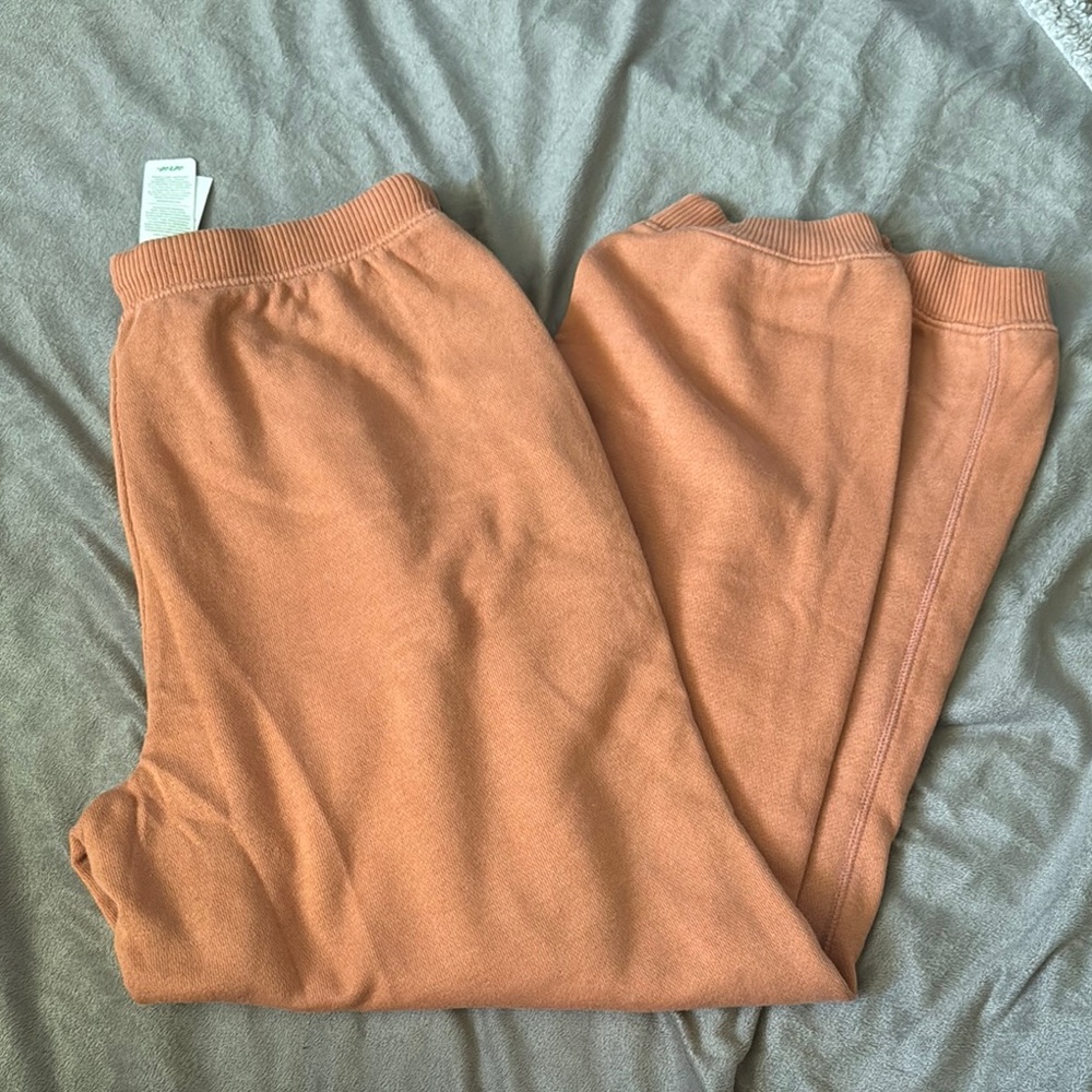 NWT aerie sweatpants